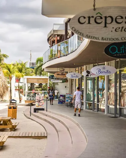 /mambo_beach_boulevard.jpg
